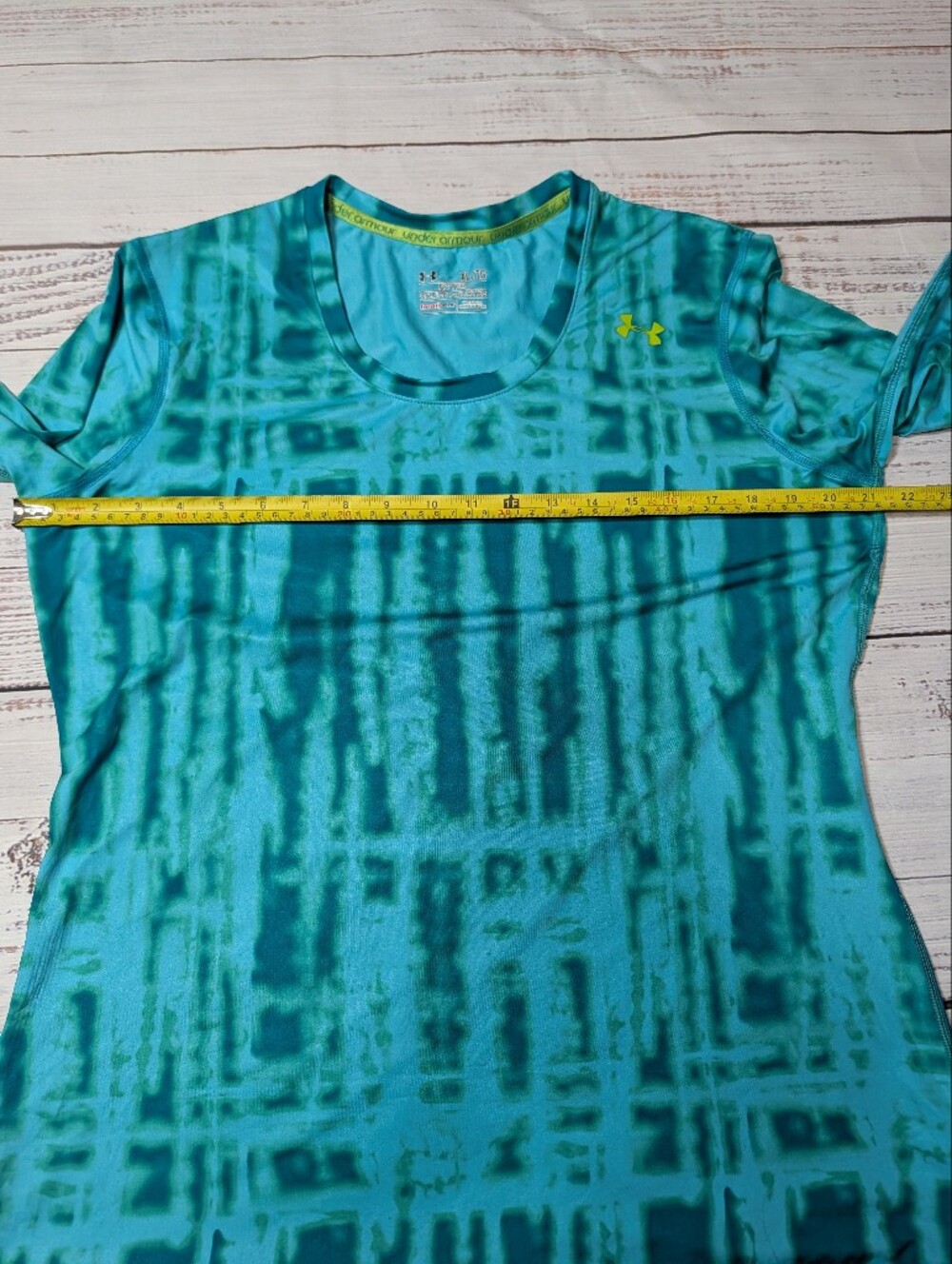 Under Armour HeatGear Long Sleeve Athletic Shirt XL Teal Blue Printed Top - Picture 9 of 11